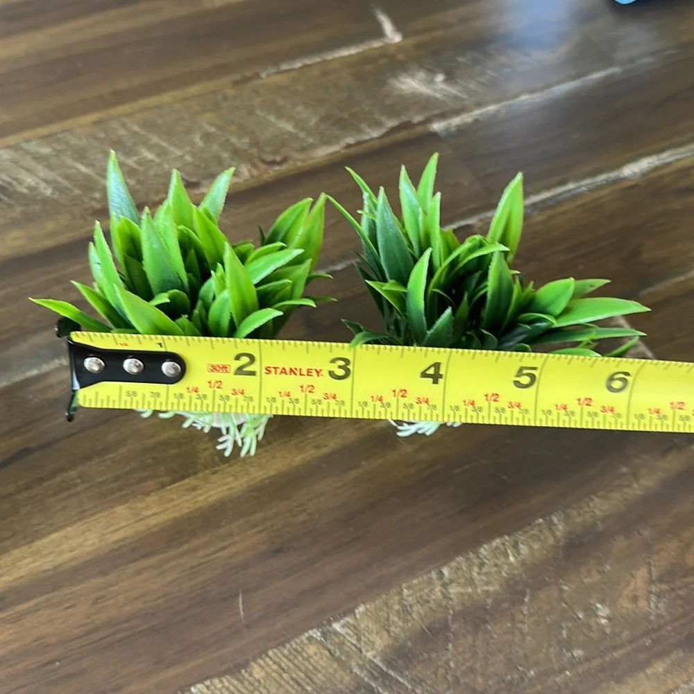 Two grass aquarium plants 3in for fish tank decor natural faux plastic roots